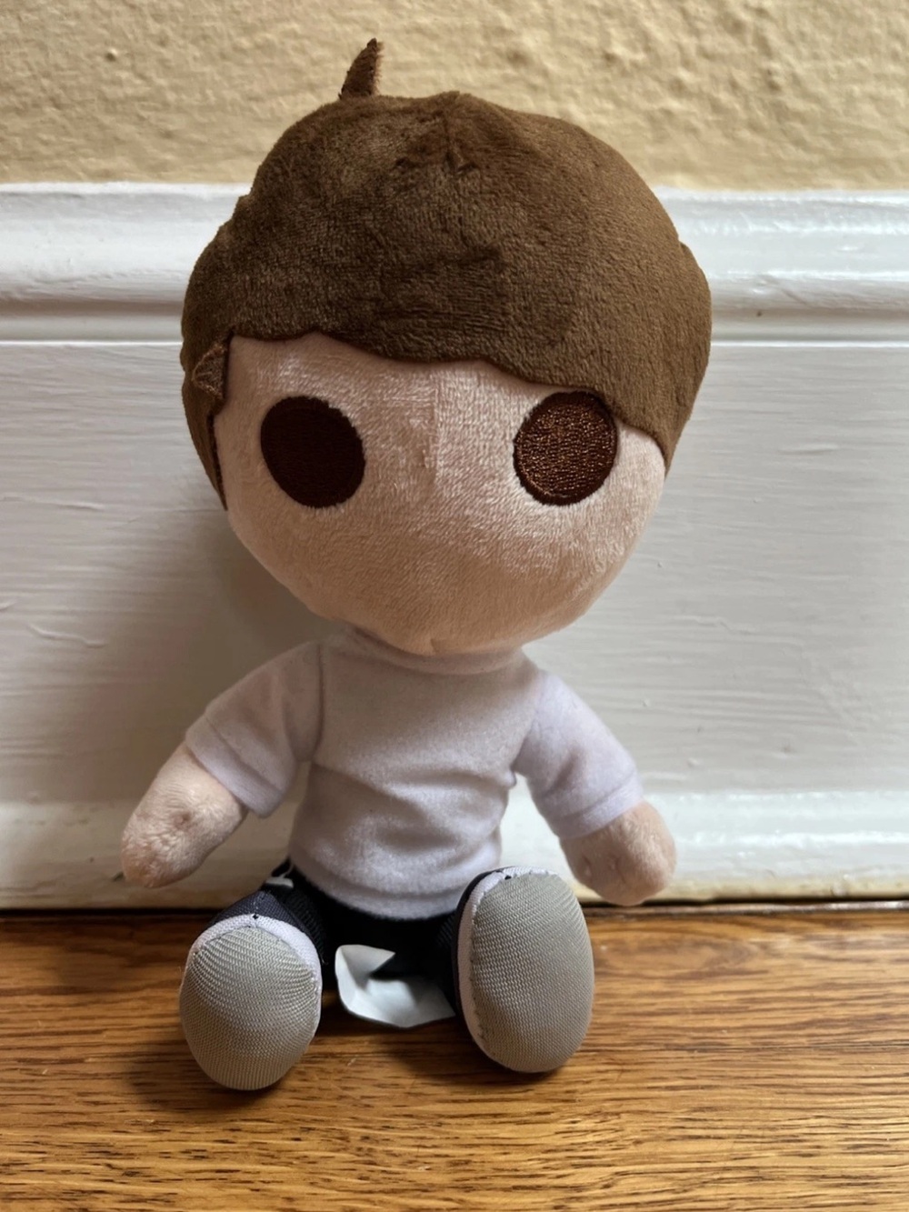 2018 Interactive Introverts Dan Plush Dan & Phil Tour Exclusive White Shirt
